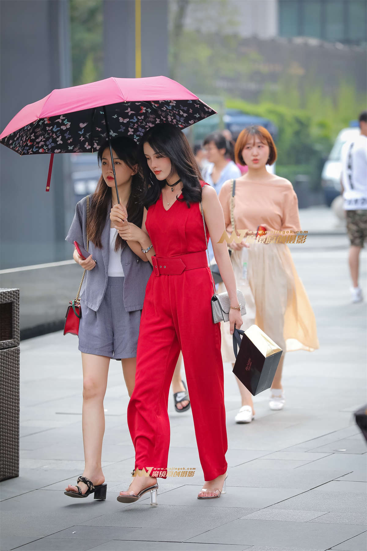 【凯恩赛帖】甜美女孩 像水果糖一样惹人喜爱！-日更街拍