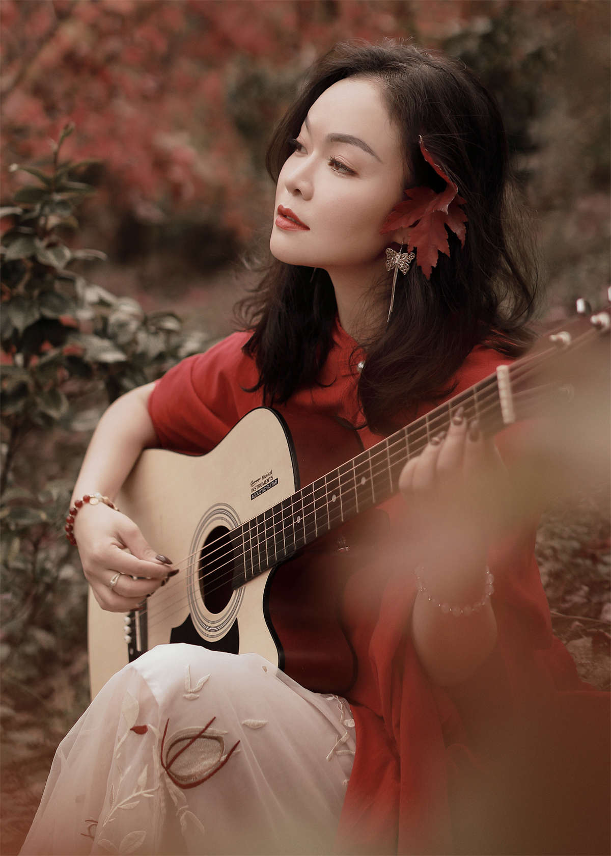 YITUYU艺图语 2023.06.15 枫叶人像 小妖插图1