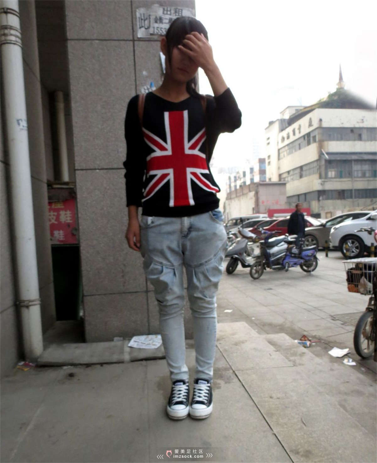 MZSOCK-2018 No.220 帆布鞋浅色牛仔裤裸足马尾小妹-日更街拍