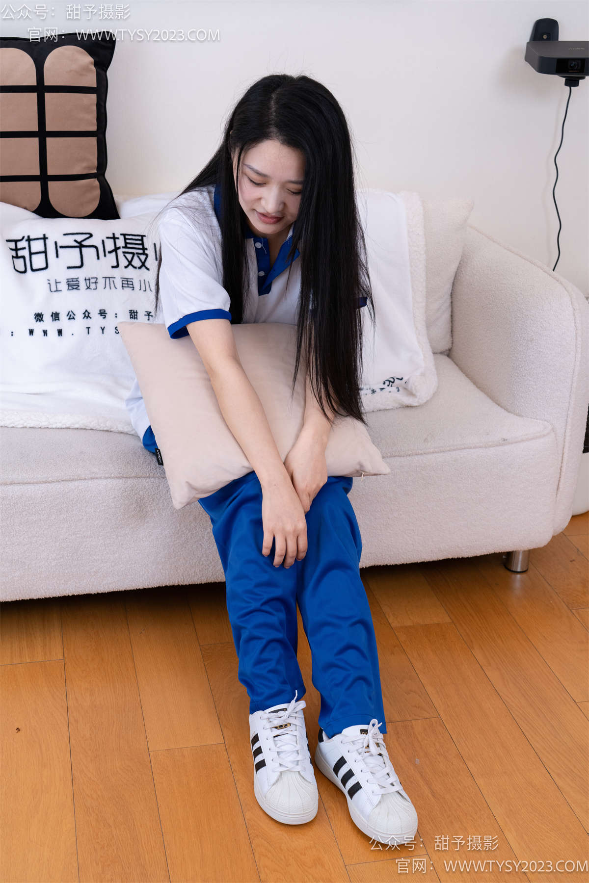 图片[2]-甜予摄影102期：澜澜-板鞋、白棉袜、肉丝（脚尖微加固款）完整版-日更街拍