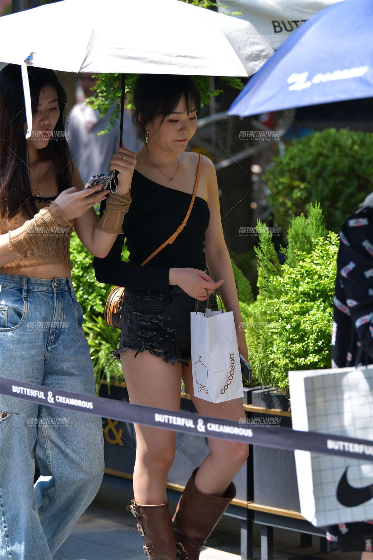 ★排队热裤美女-日更街拍