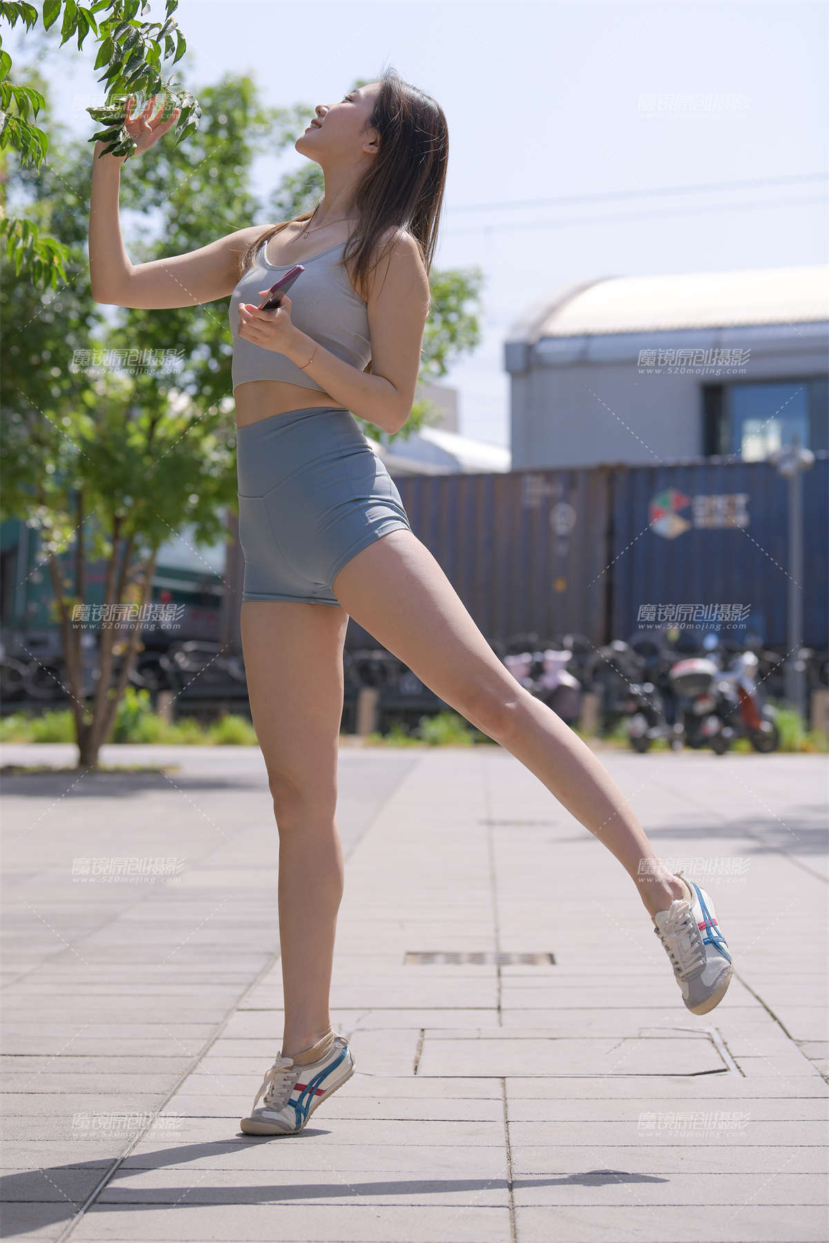 图片[2]-波尔多也是一种颜色-日更街拍