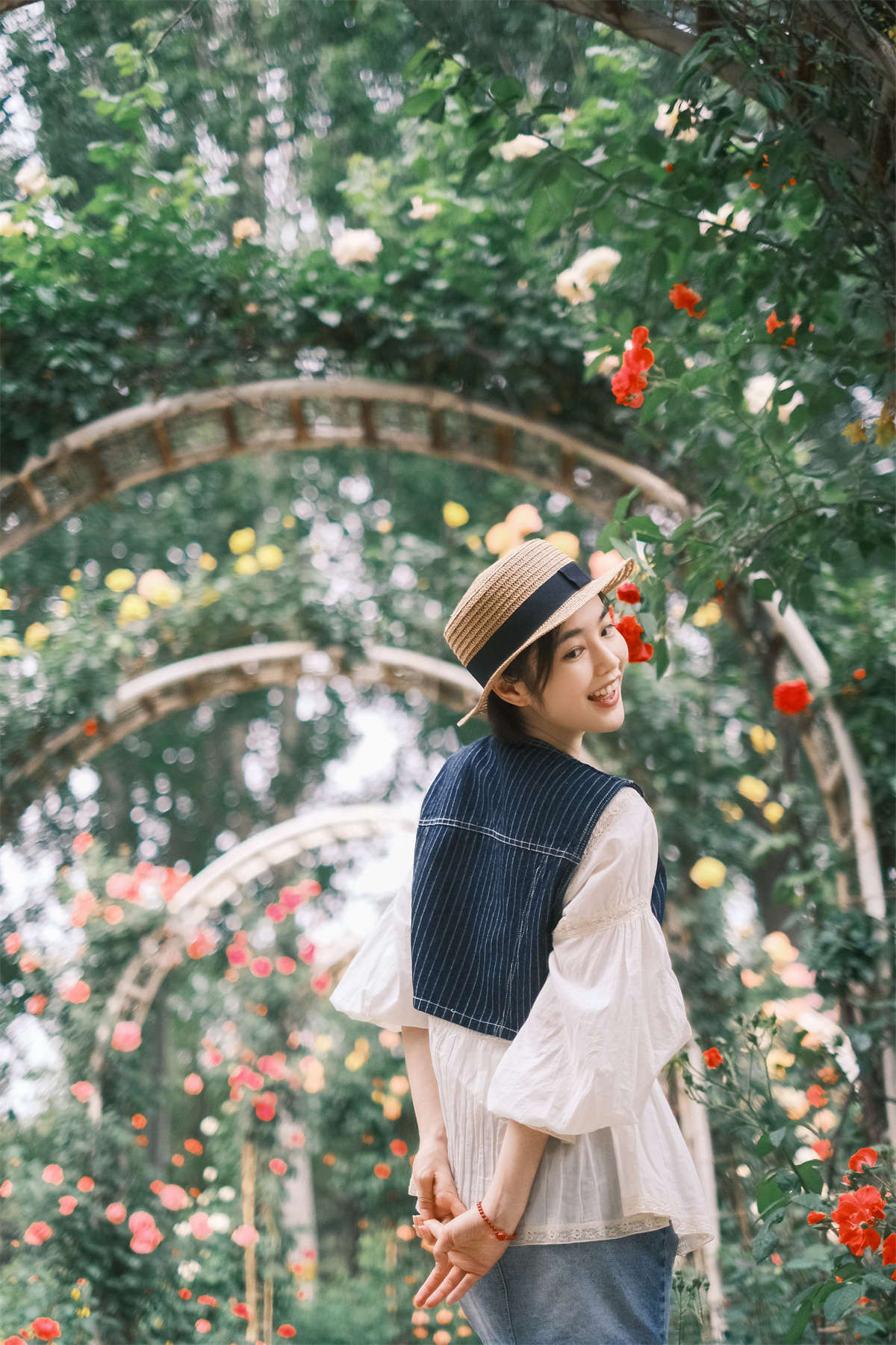 YITUYU艺图语 2023.06.24 浪漫收藏家 凡凡插图1