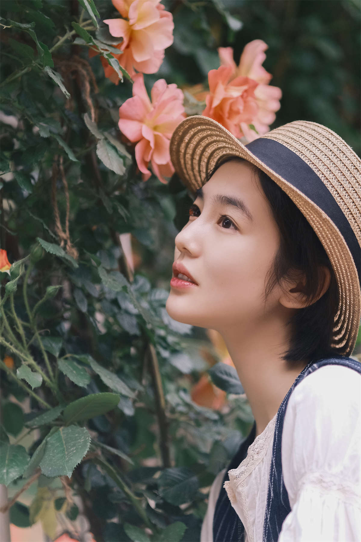 YITUYU艺图语 2023.06.24 浪漫收藏家 凡凡-日更街拍