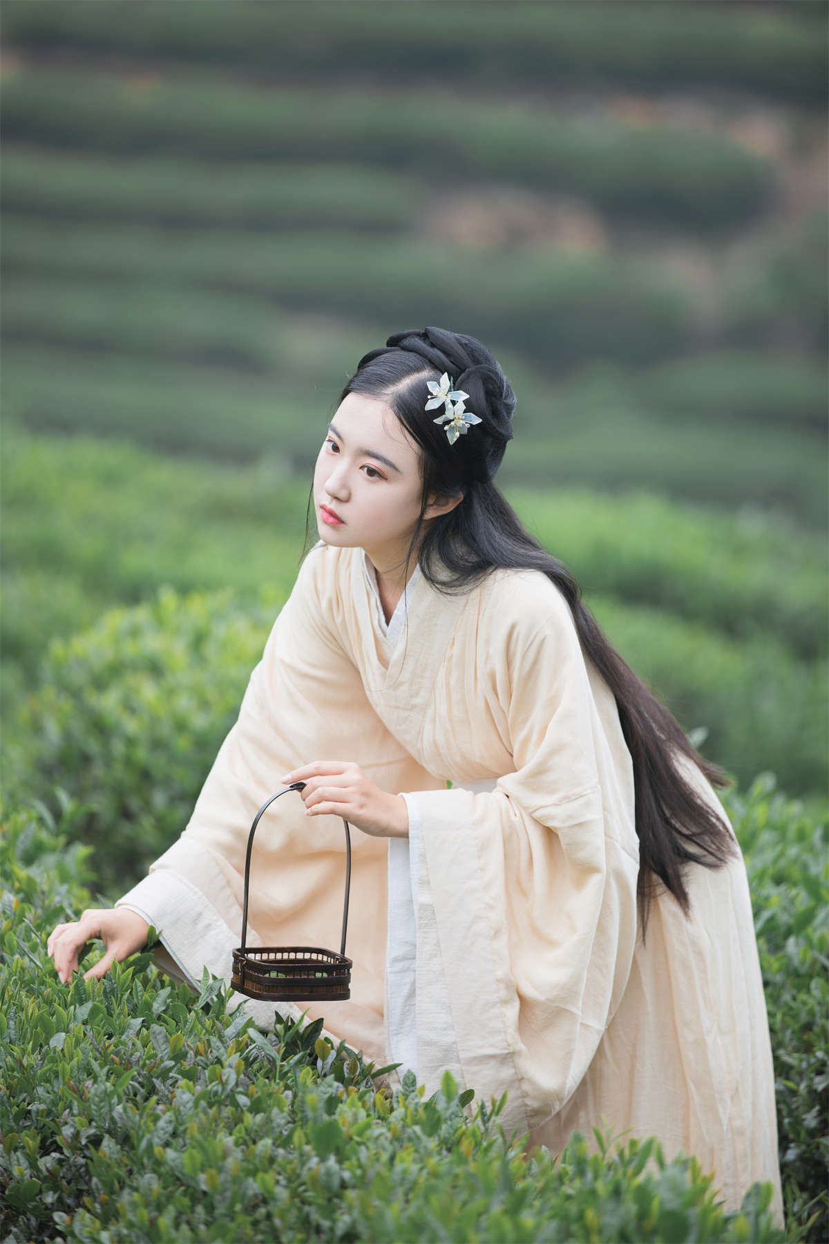 YITUYU艺图语 2023.06.15 山中书事 知岫-日更街拍