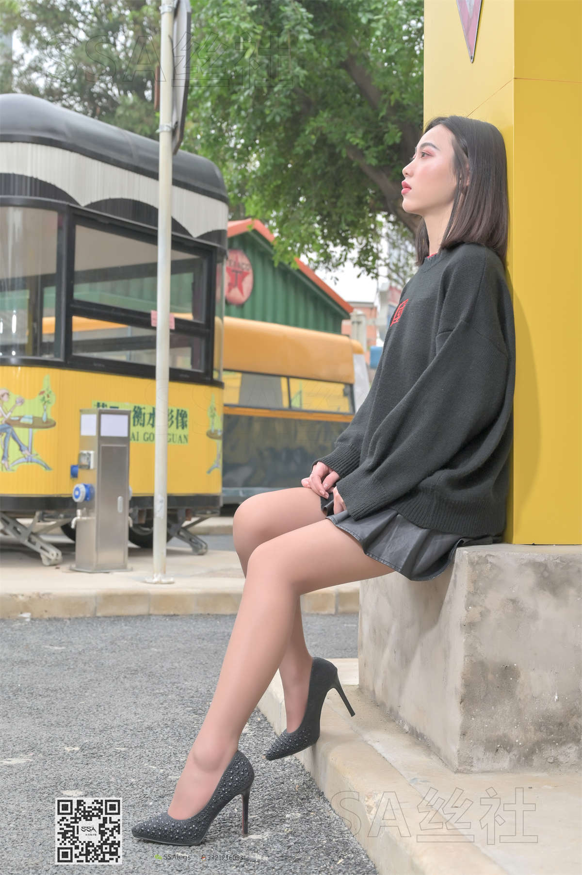SSA丝社 NO.095 大大 腿模大大街拍-日更街拍