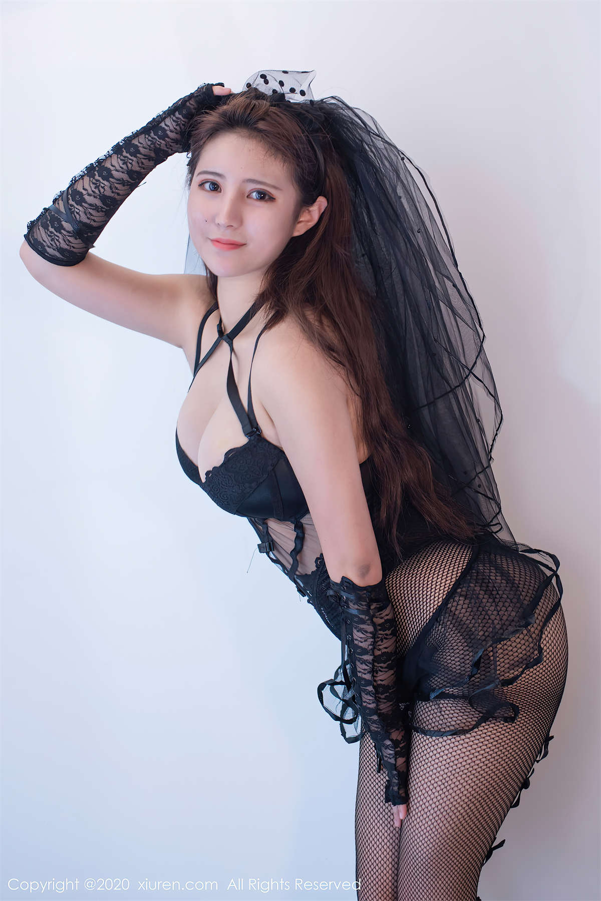 Xiuren秀人网 2020.09.09 NO.2542 久久Aimee-日更街拍