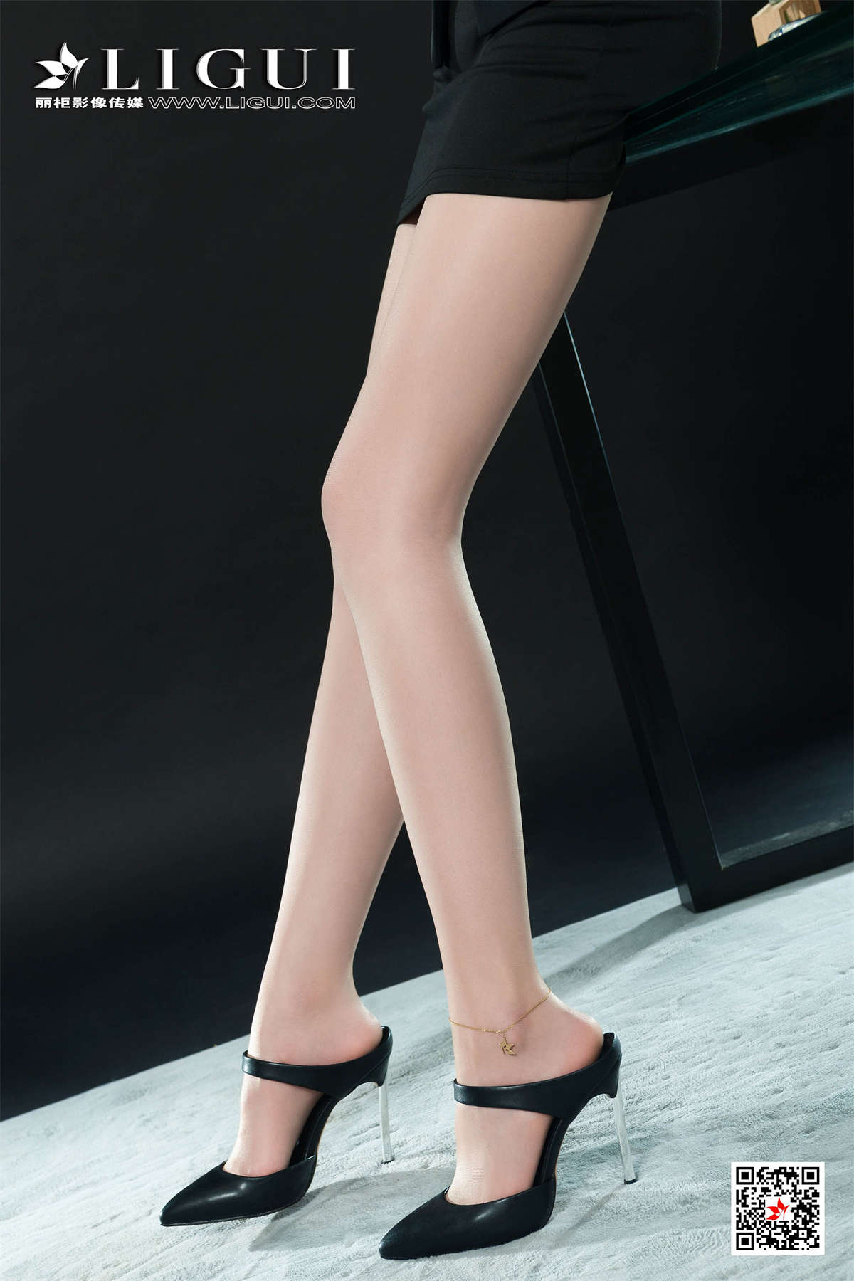 Ligui丽柜 2019.10.21 职场新秀 RITA-日更街拍