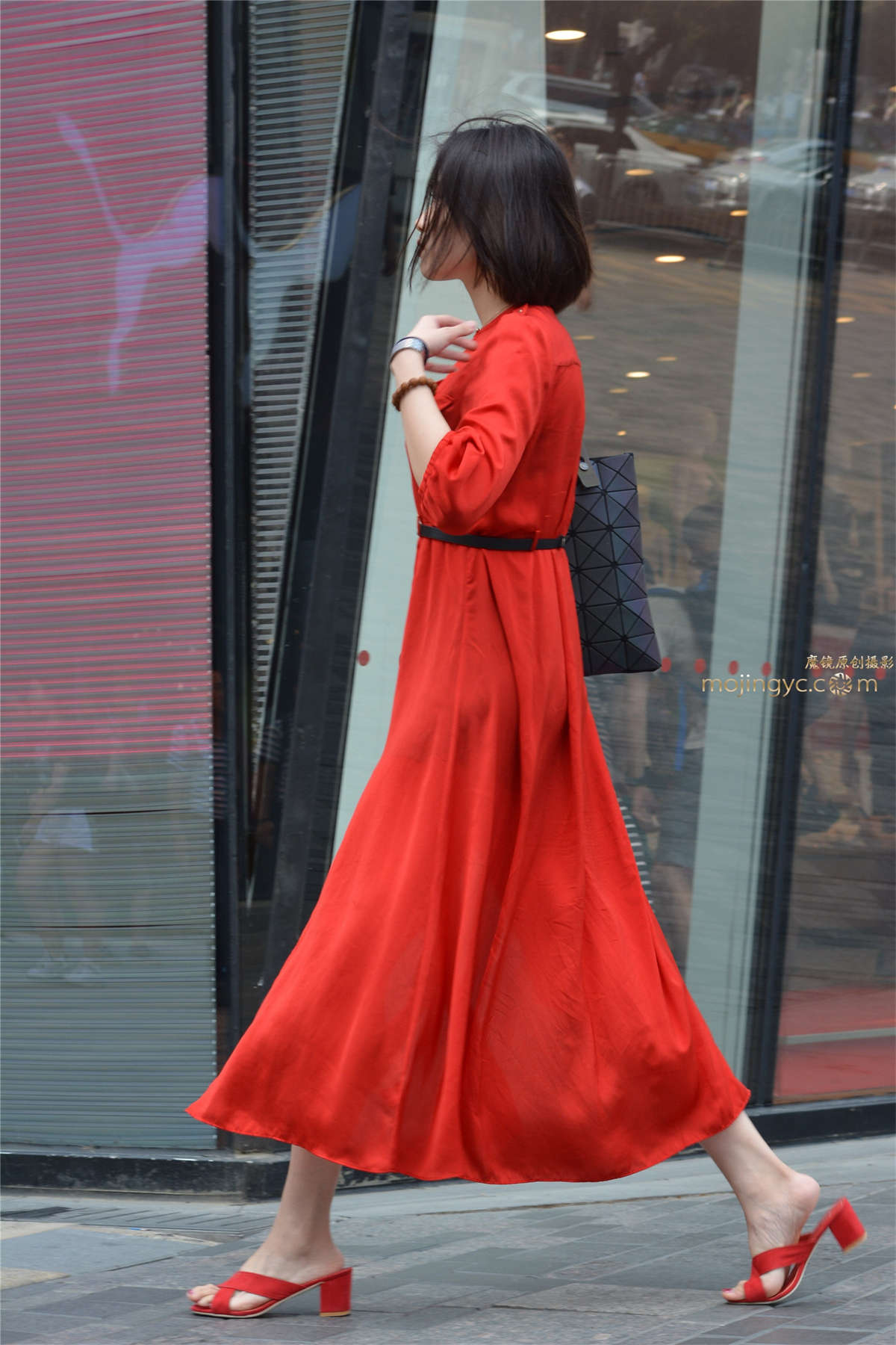 红衣飘飘-日更街拍