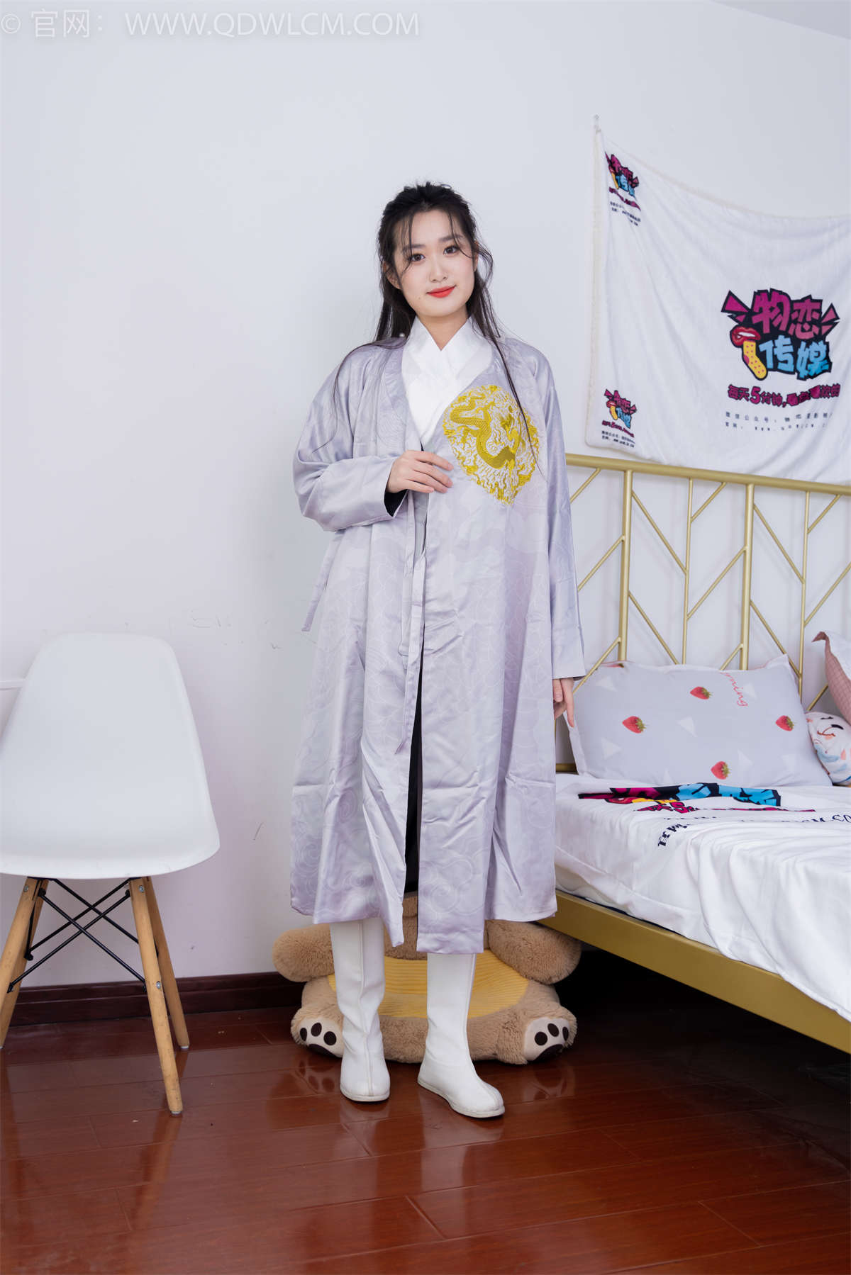 物恋传媒 NO.1479 小敏-远古的守望-日更街拍