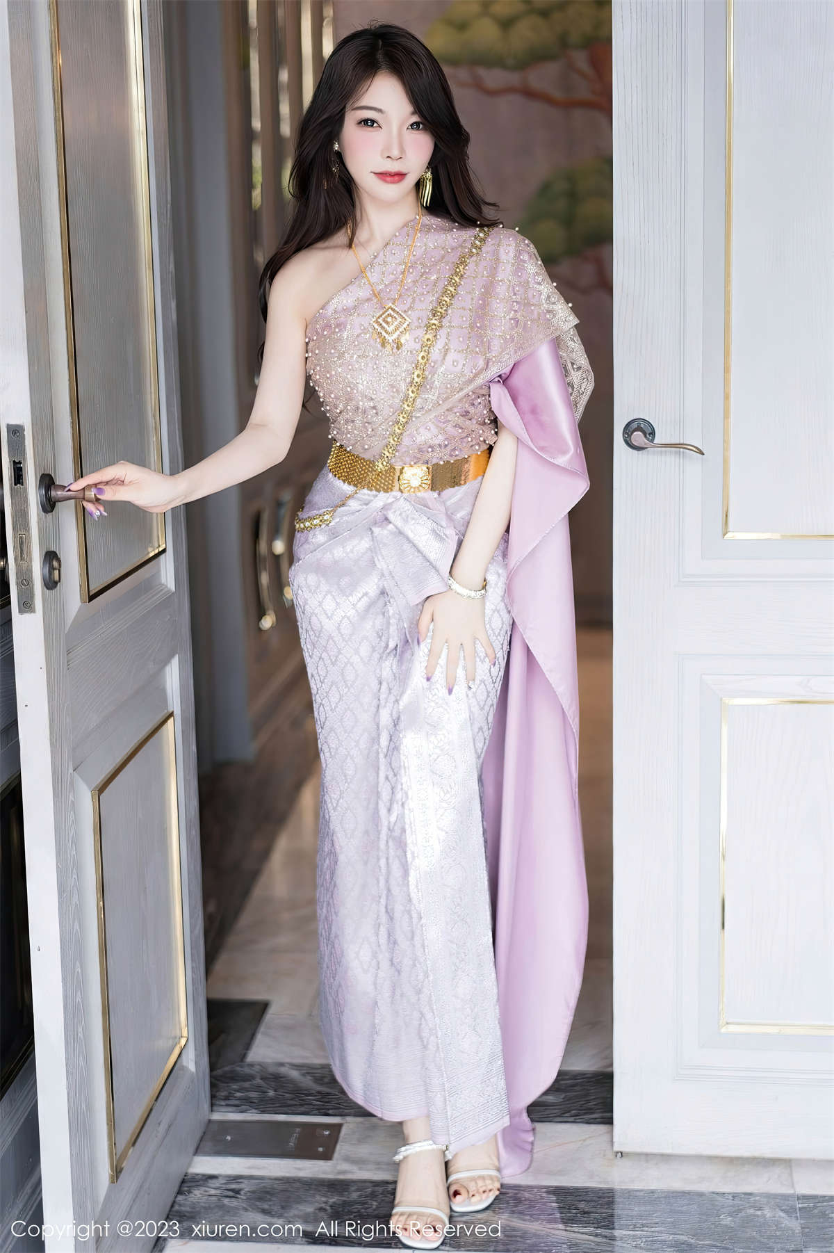 Xiuren秀人网 2023.07.31 No.7164 徐莉芝-日更街拍