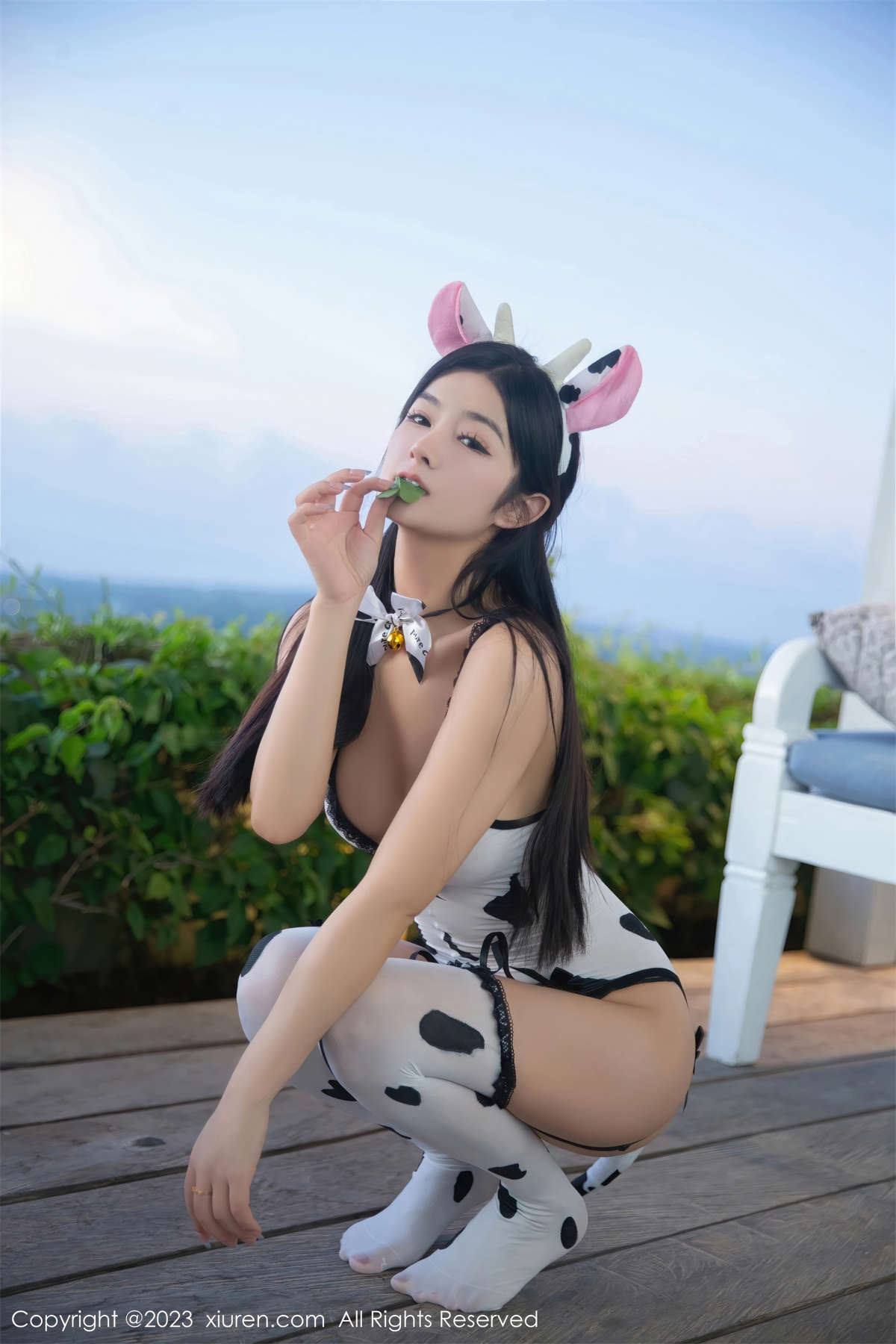 图片[2]-Xiuren秀人网 2023.08.22 No.7268 谭小灵-日更街拍