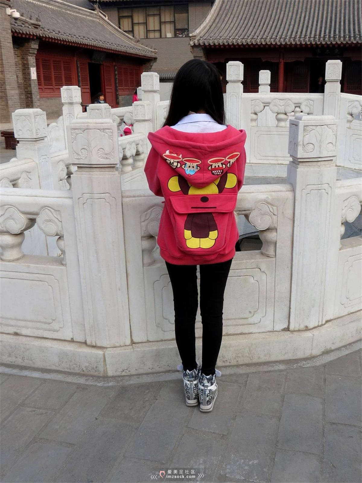 图片[2]-MZSOCK-2018 No.231 红衣女生打底裤棉袜脚 【第一季】-日更街拍