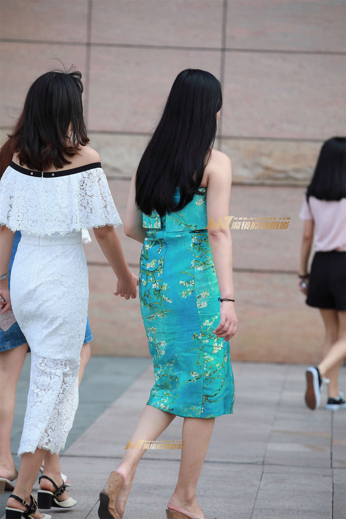 图片[2]-这是把床单穿出来啦？-日更街拍