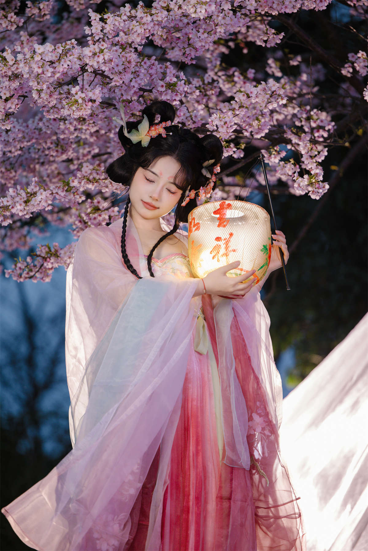 YITUYU艺图语 2024.10.31 夜樱 衔鹿插图1