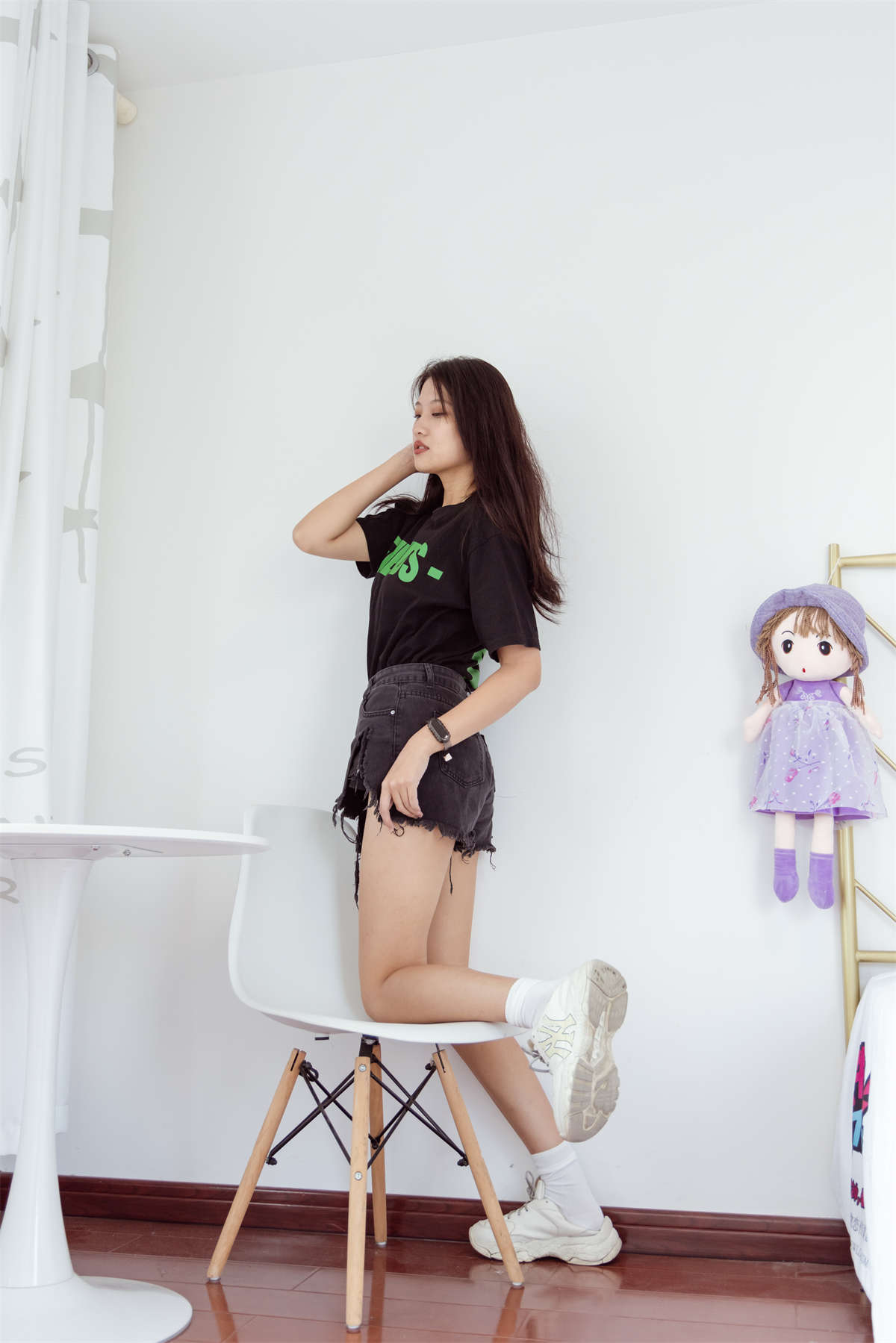 物恋传媒 NO.960期 小桃-幻境空间-日更街拍