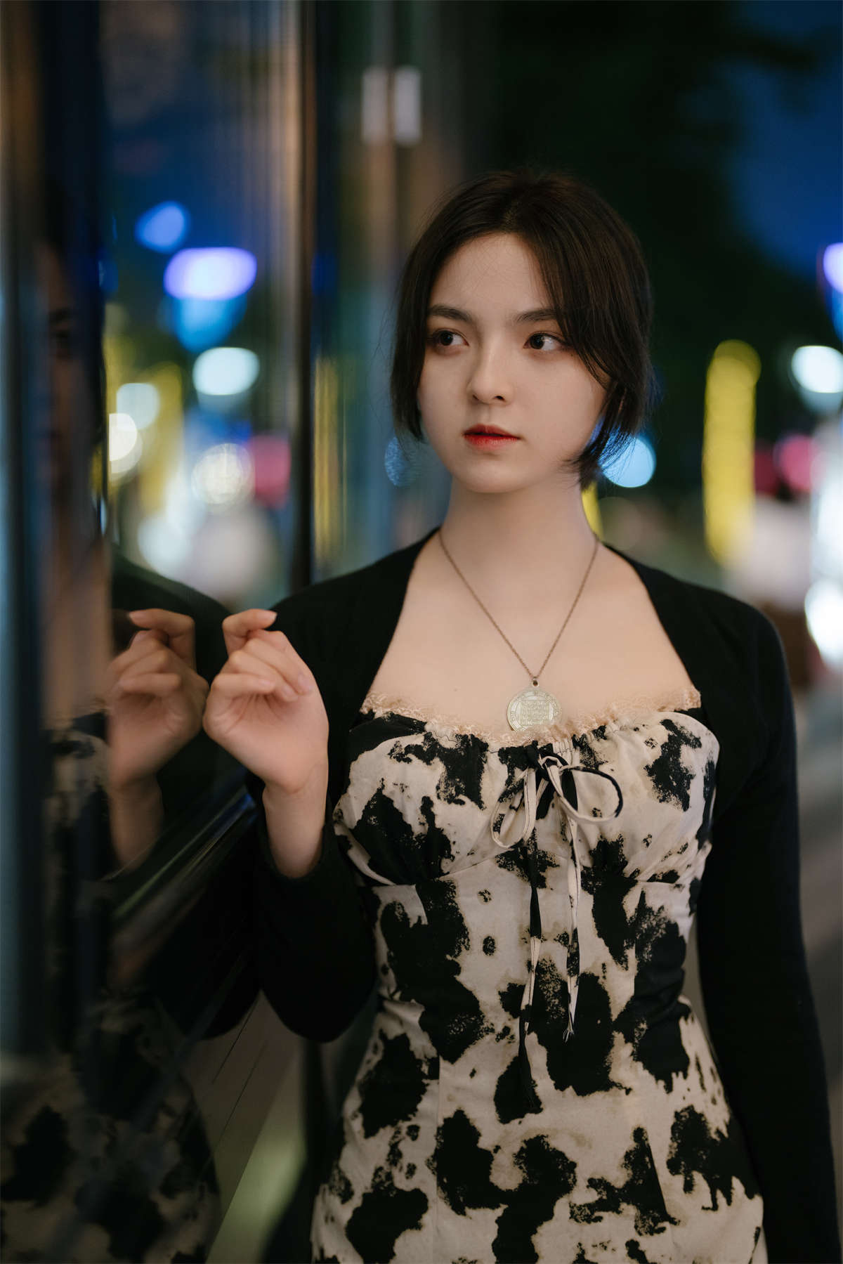 YITUYU艺图语 2023.04.19 1.2大光圈下纯自然拍摄的夜景人像 dudu-日更街拍