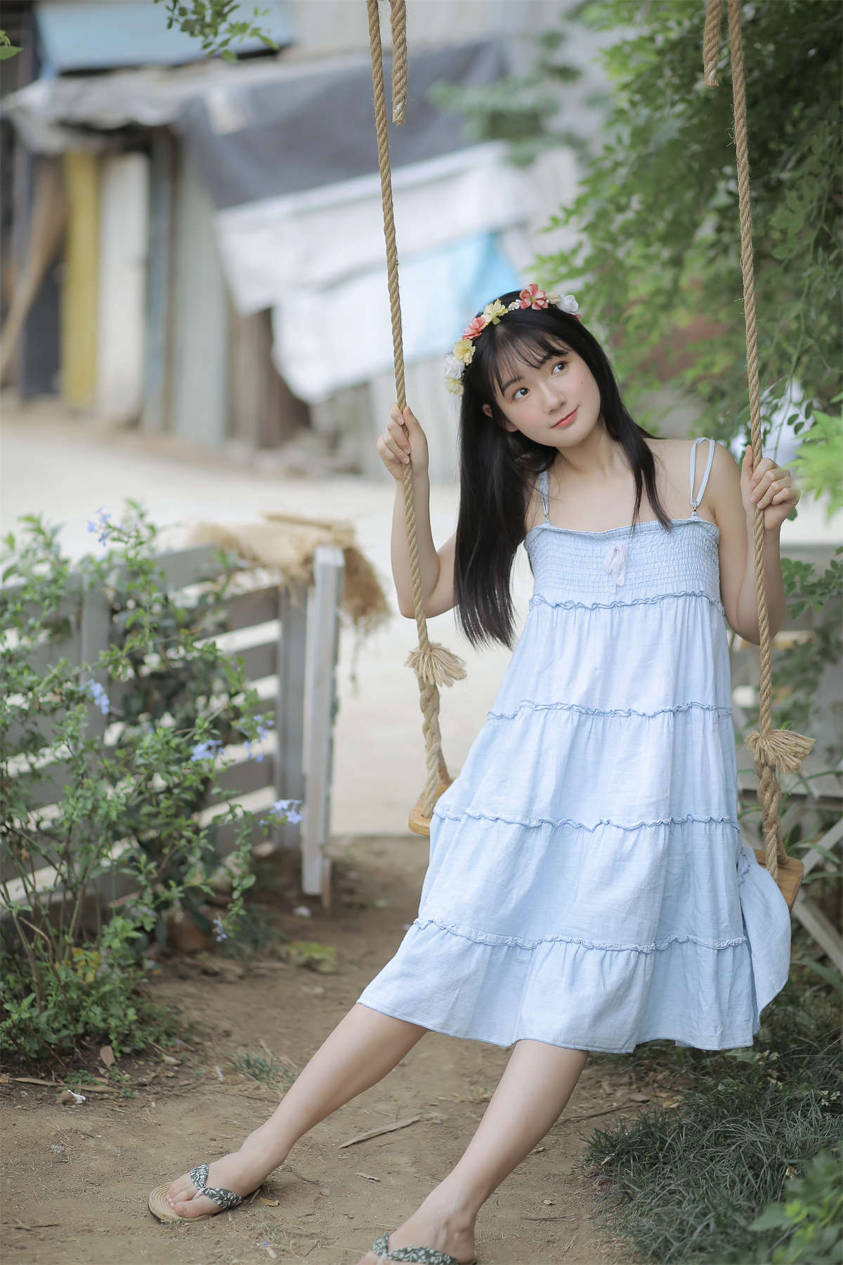 YITUYU艺图语 2022.05.06 院子里的夏天 秋秋-日更街拍