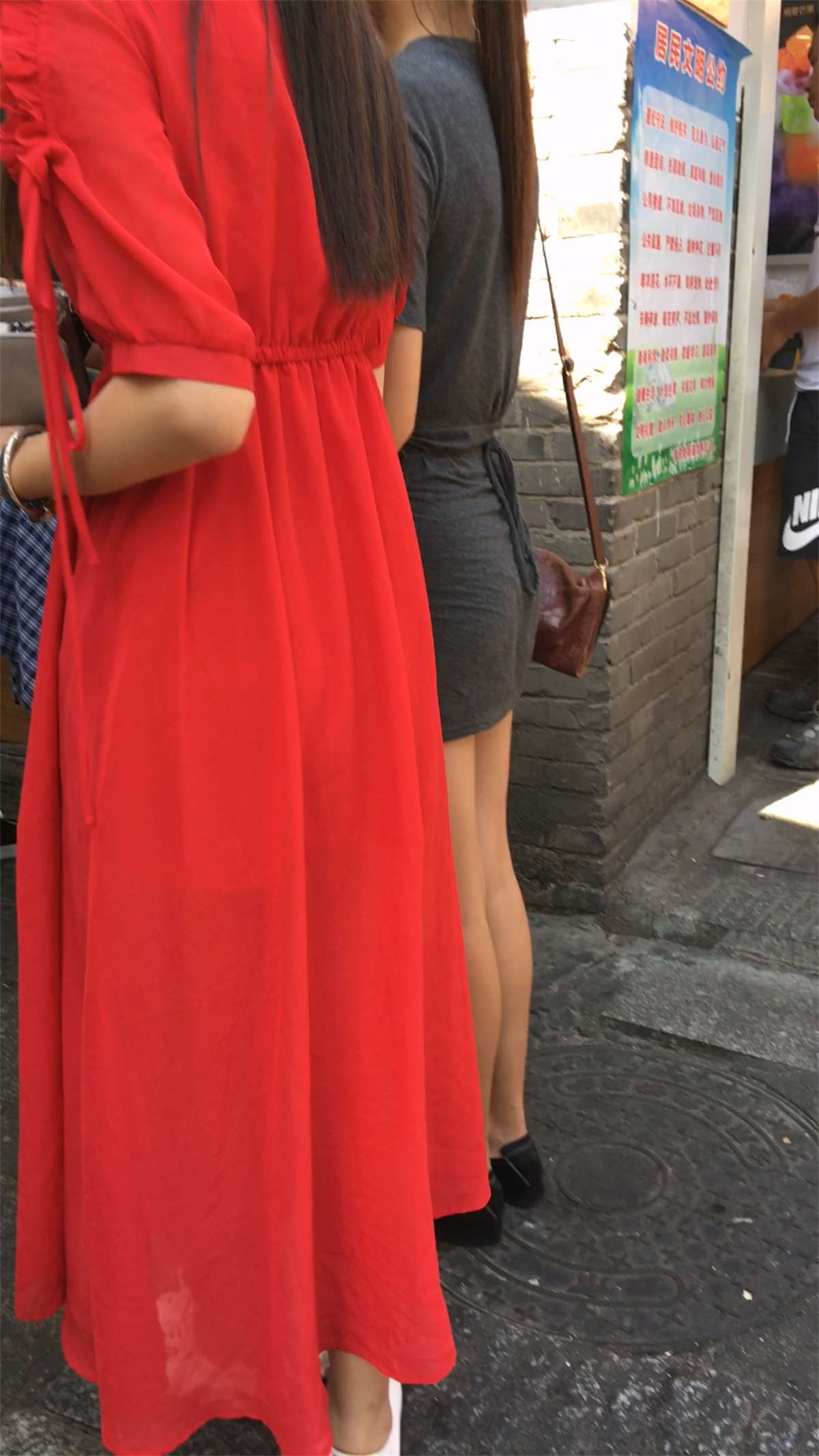 图片[2]-这样的超级美女你能忍住不看吗-日更街拍