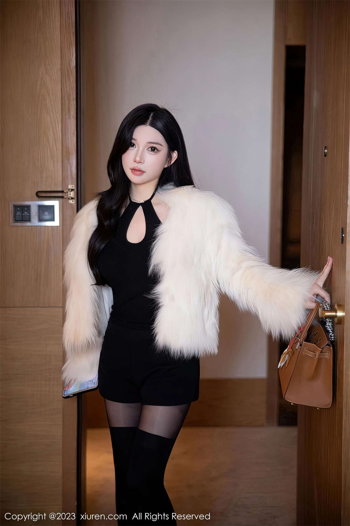 Xiuren秀人网 2023.02.03 No.6212 林珊珊-日更街拍