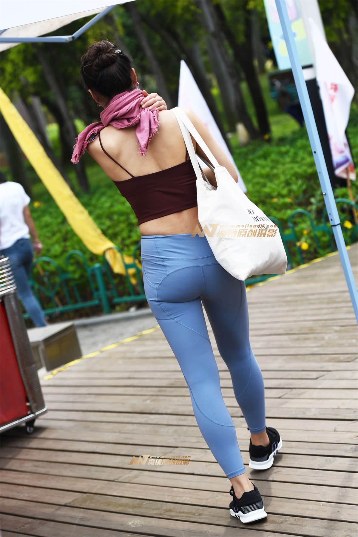 图片[2]-【咔喳赛贴】兰色线条-日更街拍