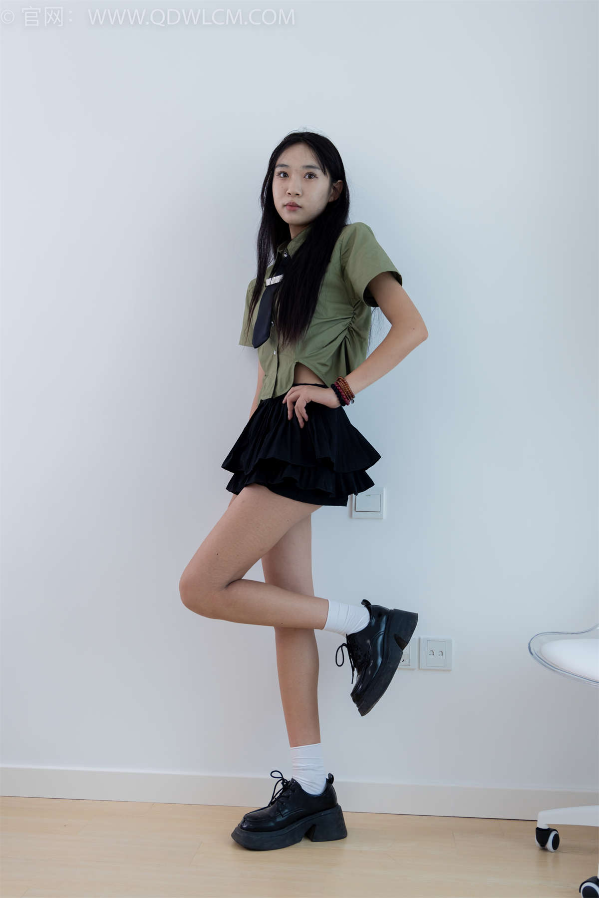 图片[2]-物恋传媒 NO.1714 登登-日落星辰-日更街拍