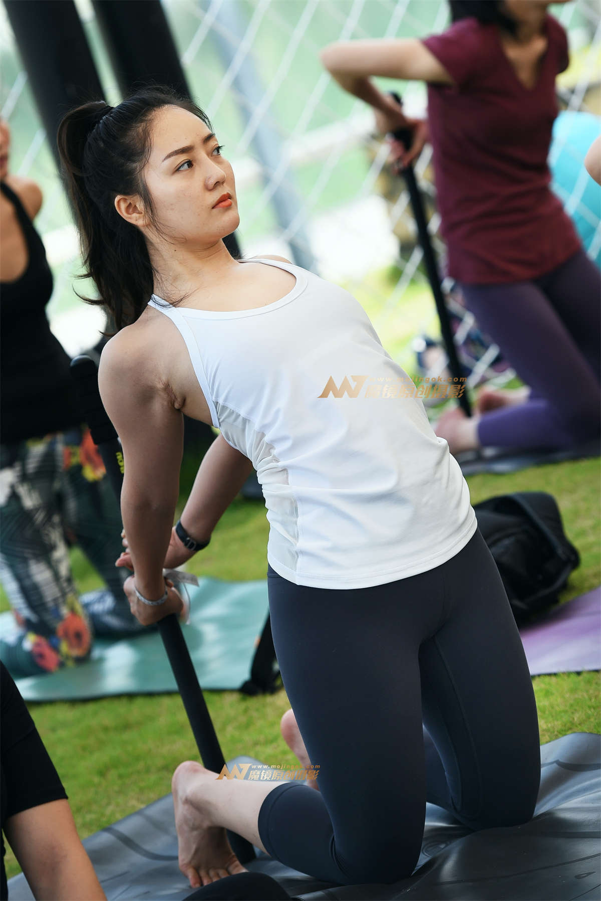 【咔喳赛贴】练得很用心-日更街拍