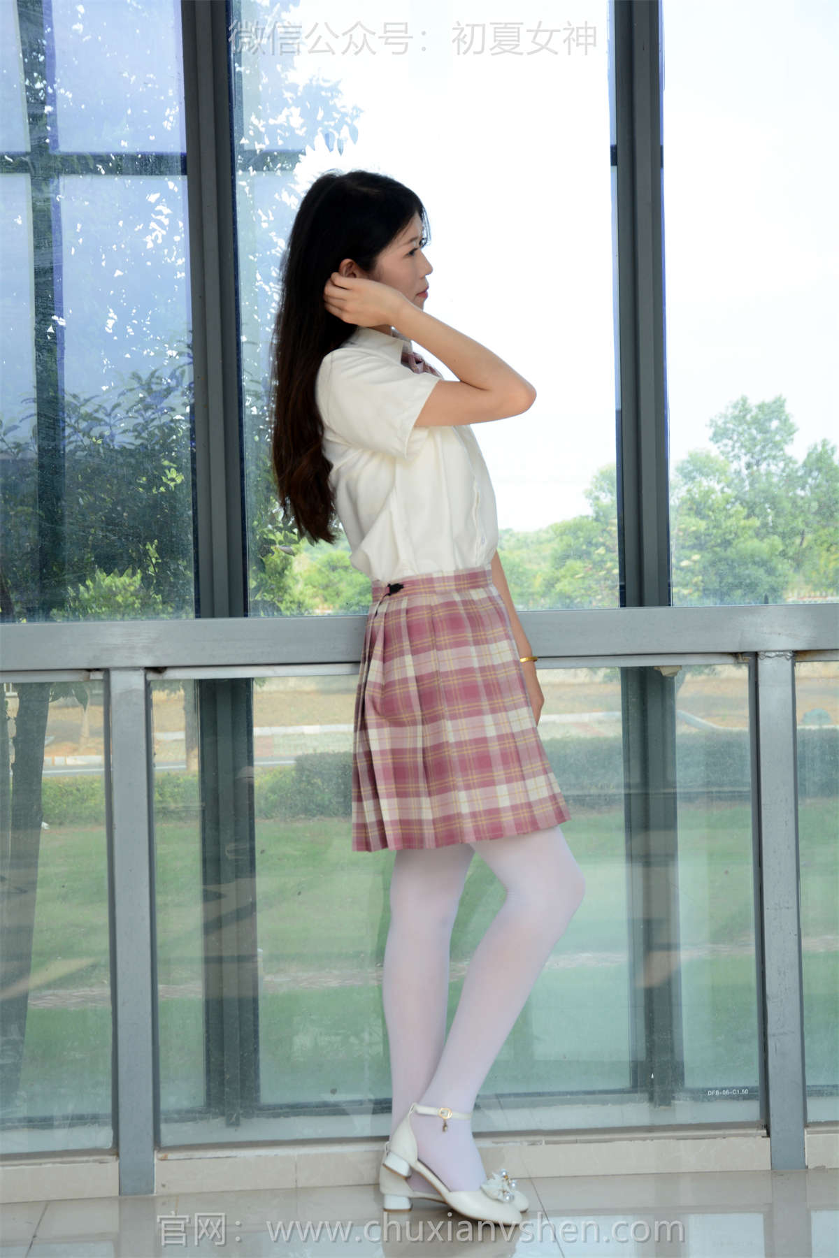 图片[2]-初夏女神 NO.283 清离 粉嫩娇艳-日更街拍