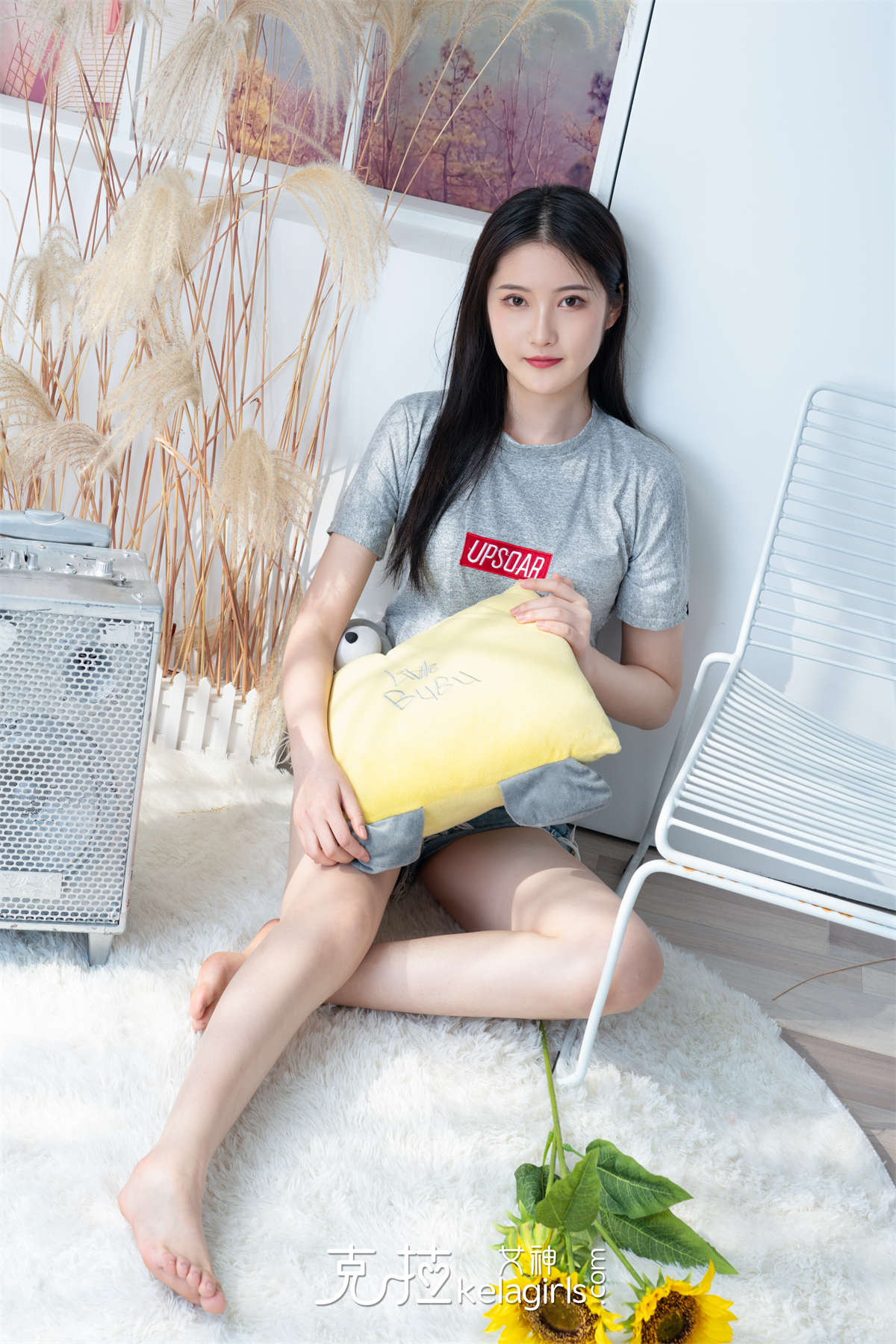 Kelagirls克拉女神 2021.05.19《萌妹人字拖》嘉萌-日更街拍