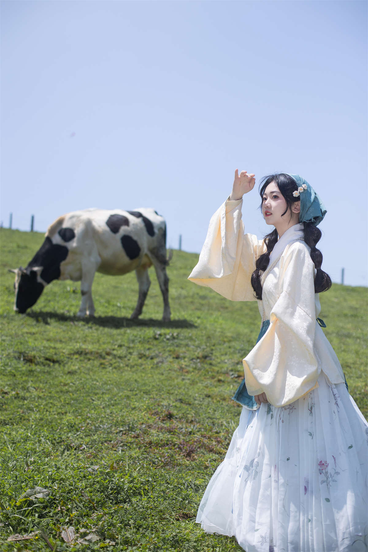 YITUYU艺图语 2023.05.27 夏日牧场 沉诗思-日更街拍