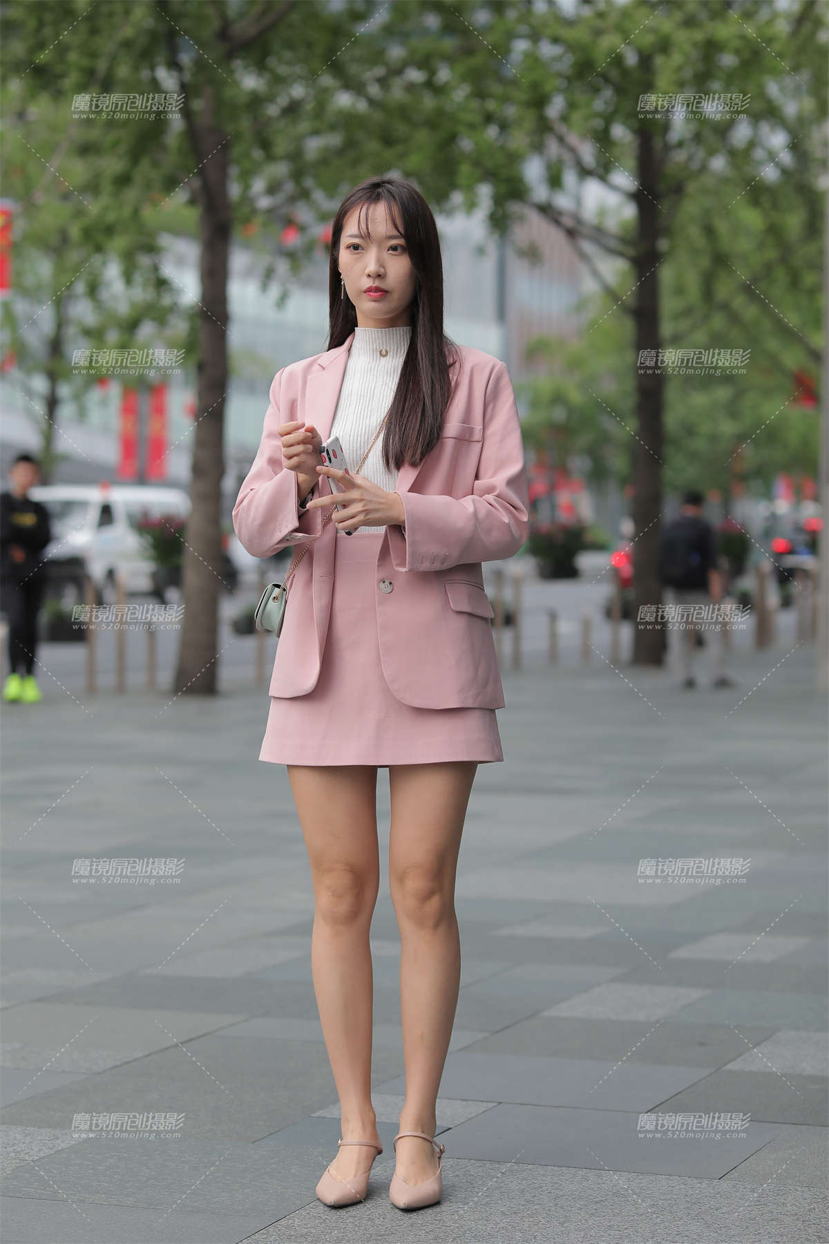 制服美眉-日更街拍