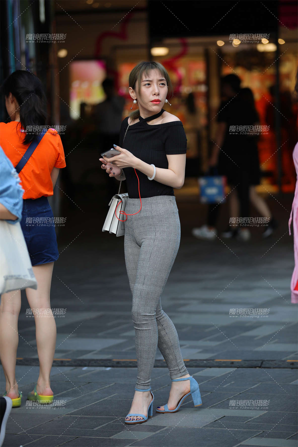 紧身裤凉高跟__-日更街拍