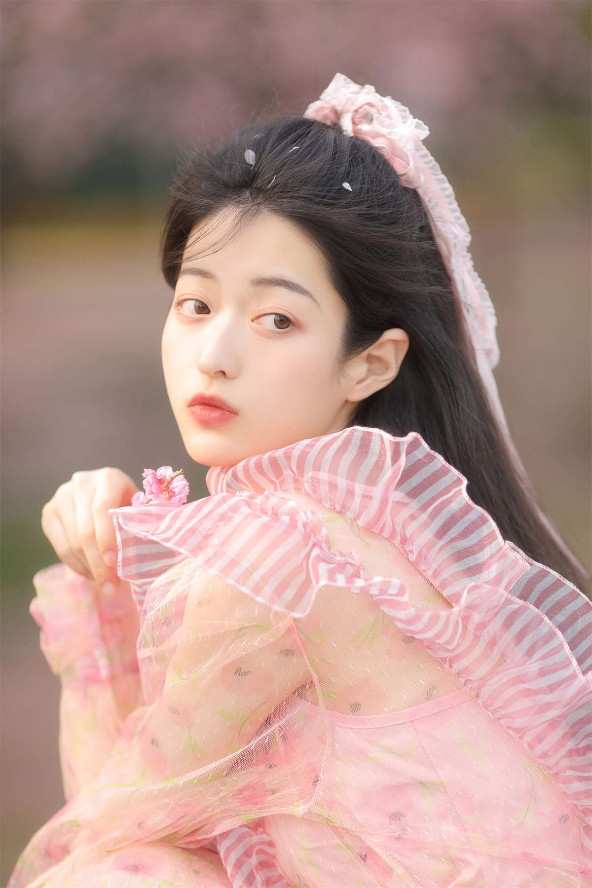 YITUYU艺图语 2023.04.20 花与温柔 梨柚-插图1