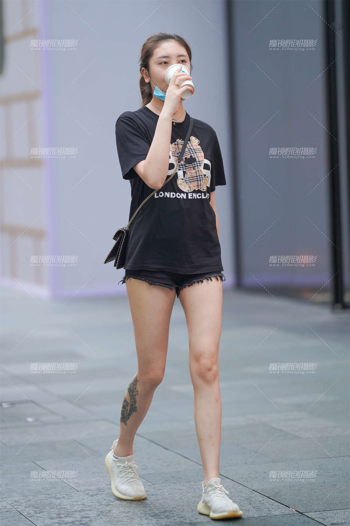 长腿小妹-日更街拍
