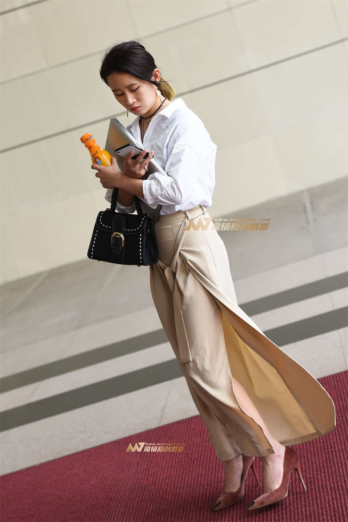 【咔喳赛贴】米色裙裤-日更街拍