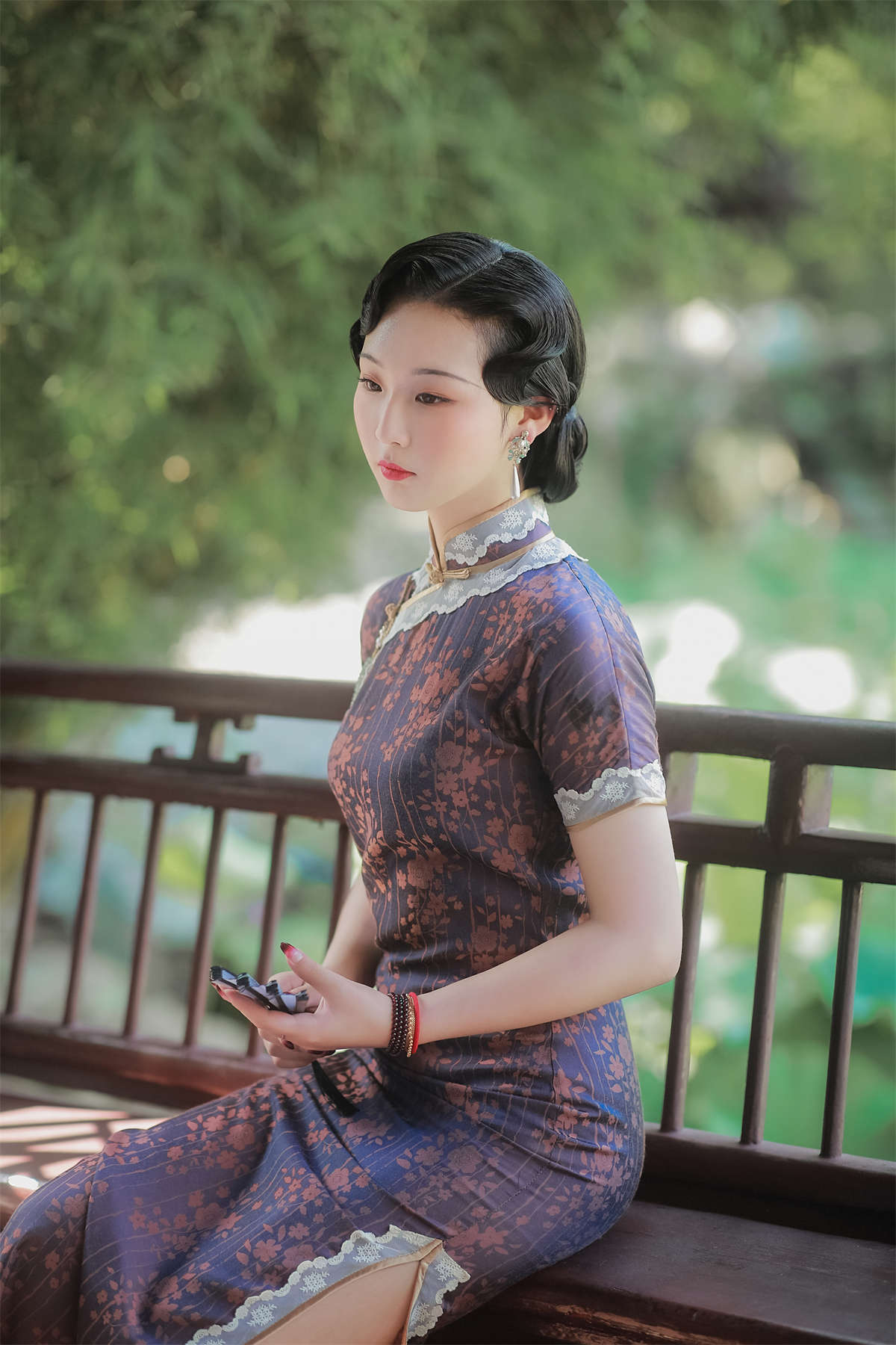 YITUYU艺图语 2022.04.01 那年那时 Cecilia-日更街拍