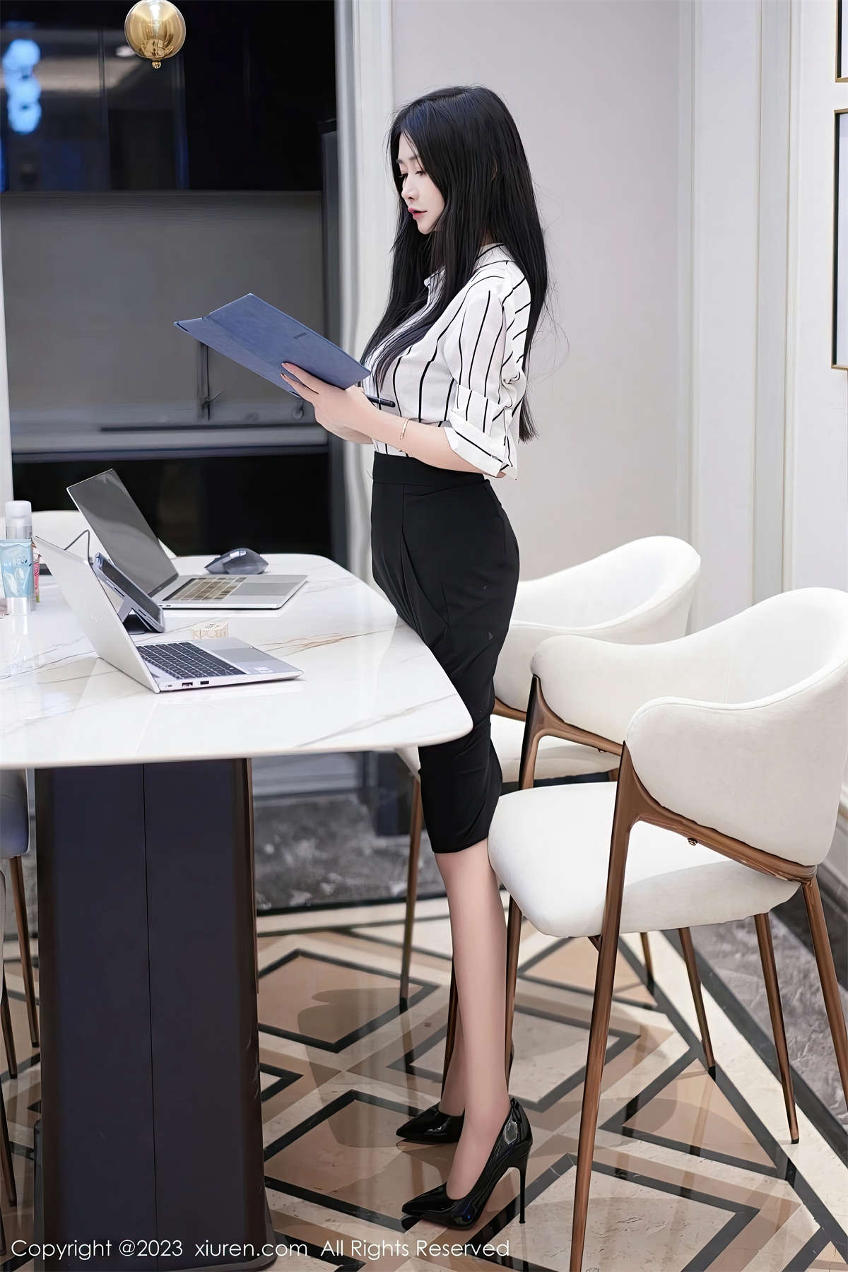 Xiuren秀人网 2023.06.02 No.6845 阿姣-日更街拍