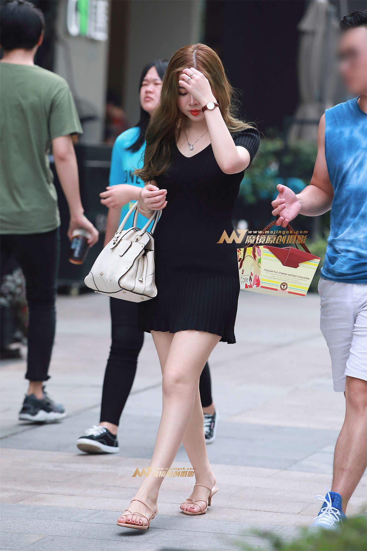 丰韵也是美-日更街拍