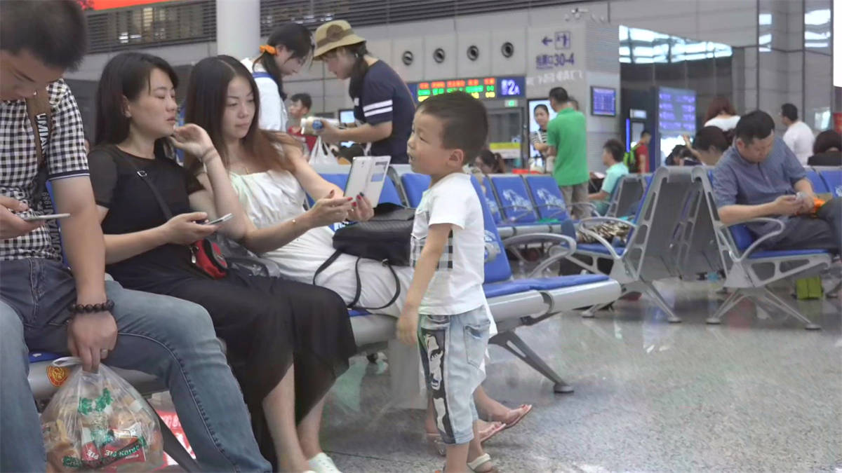 图片[2]-气质白色连衣裙美女-日更街拍