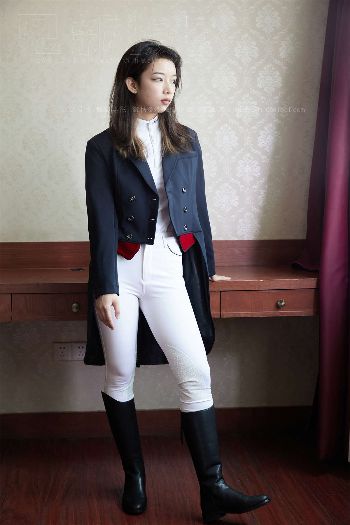 见新摄影 NO.027 巅峰 英姿飒爽 帅气少女风 ｜ 又酷又美的骑-日更街拍