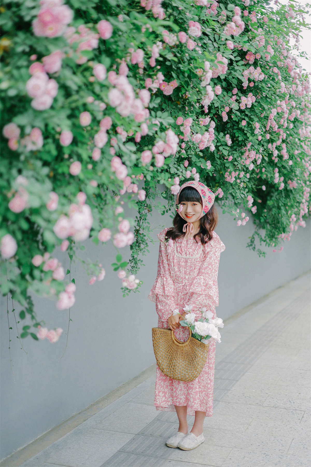 YITUYU艺图语 2023.05.21 蔷薇花开的浪漫 蓝胖子-日更街拍