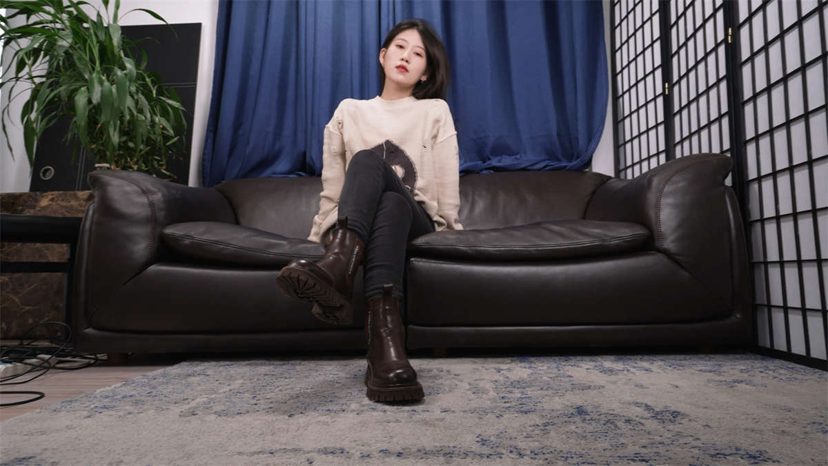 图片[2]-Sexy Asian Girls Feet Vol.067 小美女吴花果展示皱摺嫩脚-日更街拍