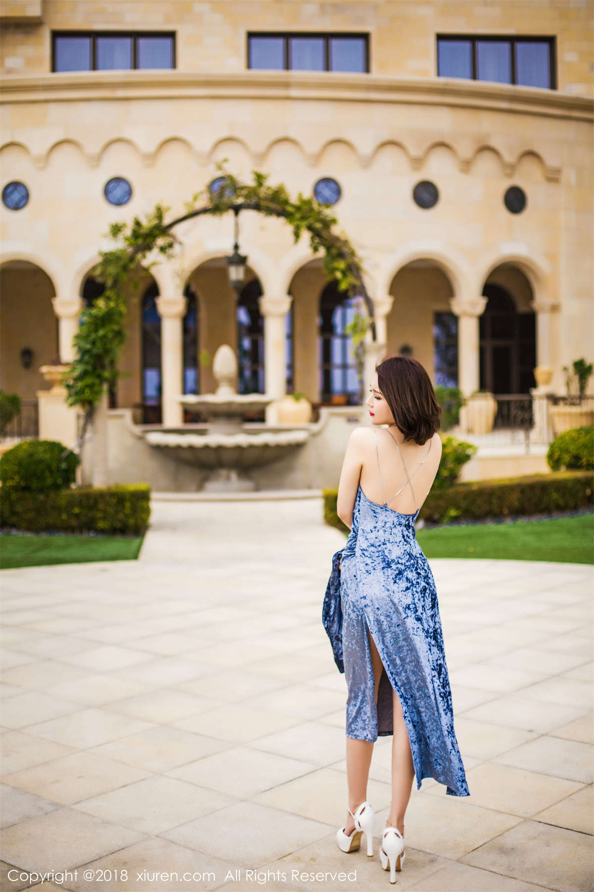 图片[2]-Xiuren秀人网 2018.02.12 NO.935 廿十-日更街拍