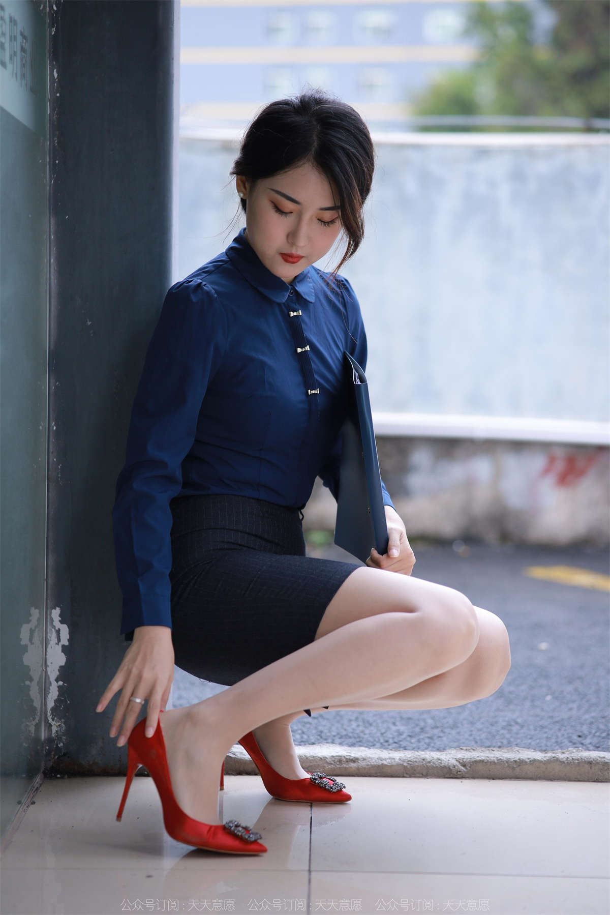 图片[2]-IESS异思趣向 2022.11.24 丝享家1278：小宝 都市女白领-日更街拍