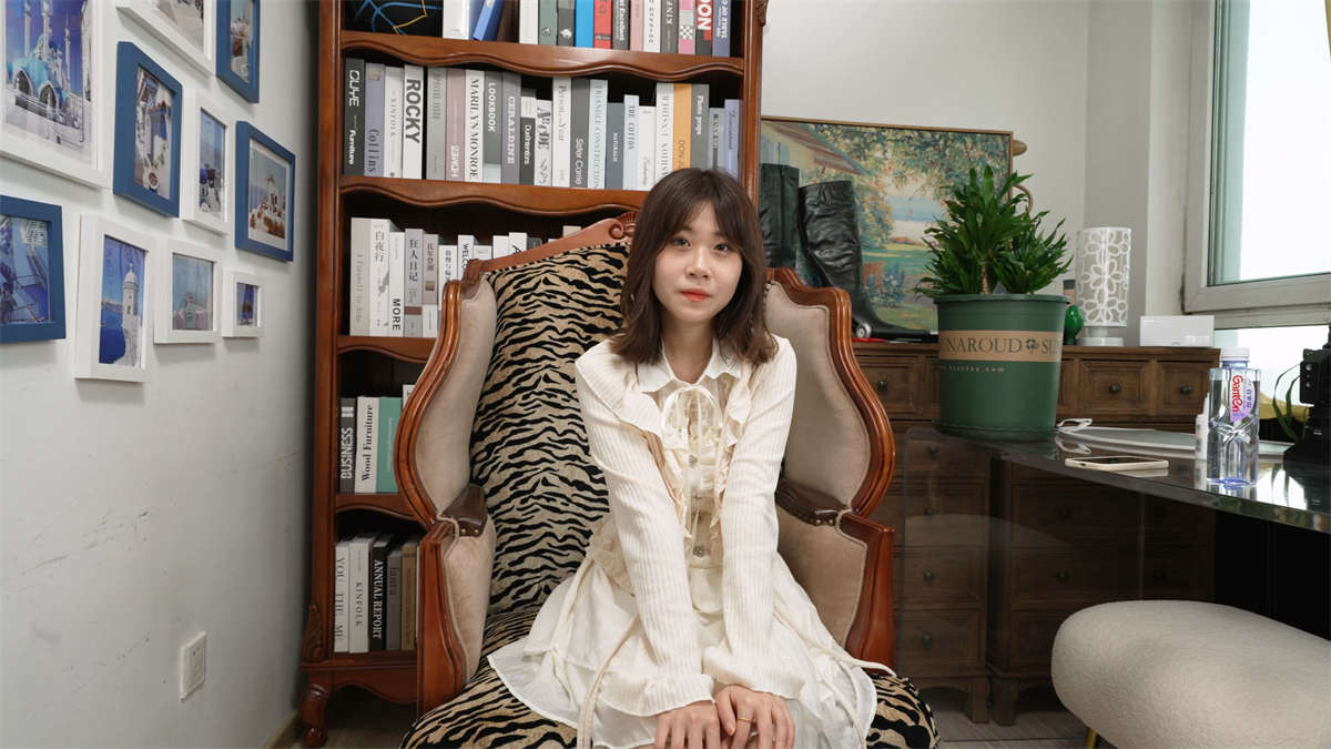 图片[2]-Sexy Asian Girls Feet Vol.069 可爱的小女生冰凌展示性感的36码小脚-日更街拍