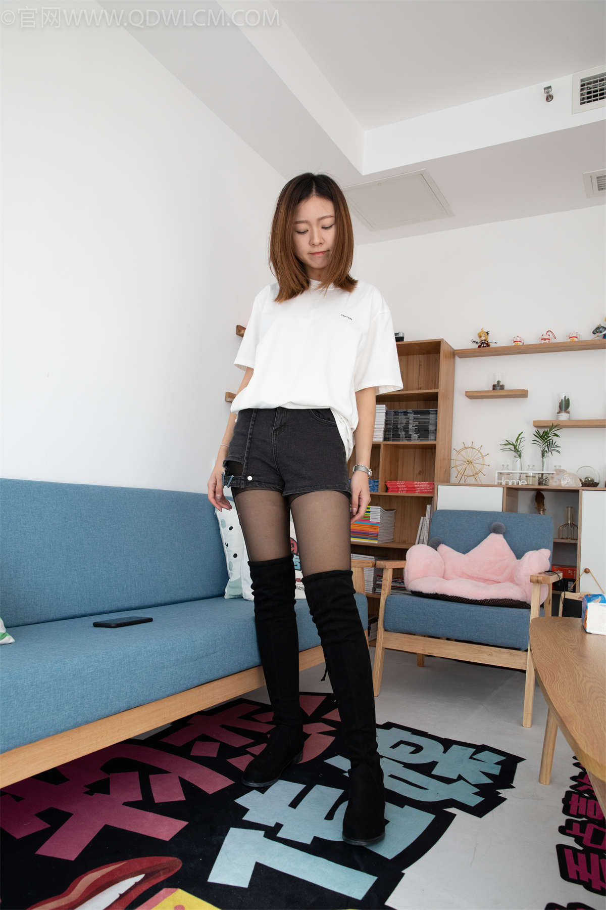 图片[2]-物恋传媒 NO.995 婷婷-花开花落-日更街拍