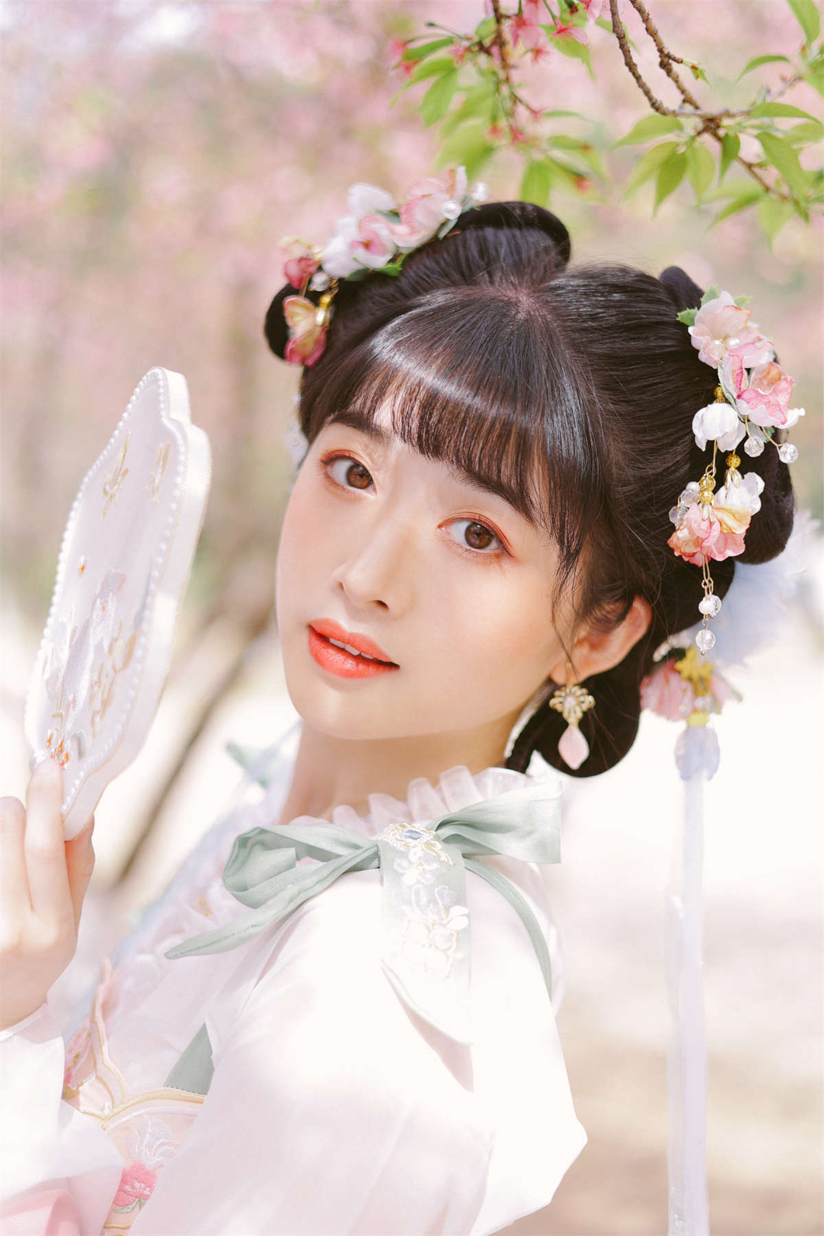 YITUYU艺图语 2023.05.25 少女与樱花 breezyzm插图1