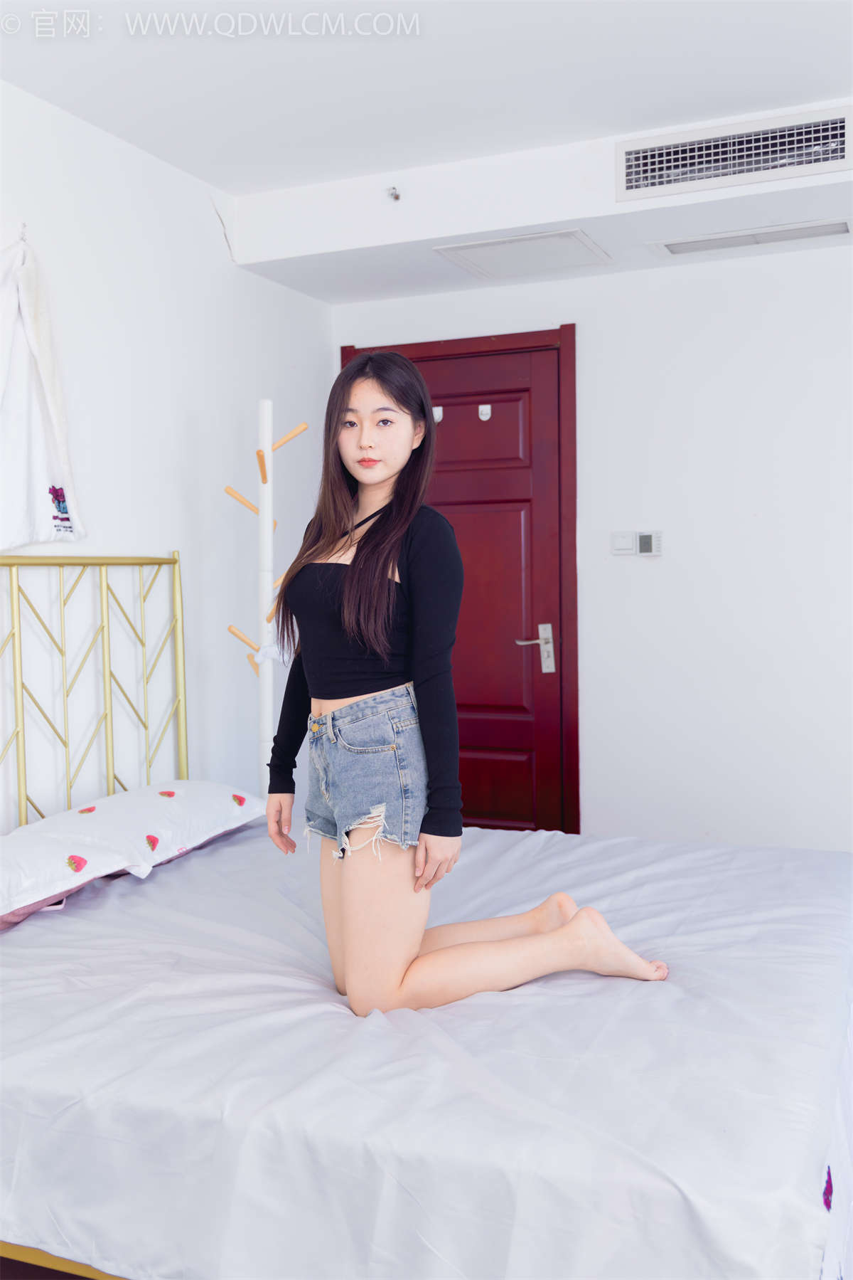 物恋传媒 NO.1733 美兔-月光爱人-日更街拍