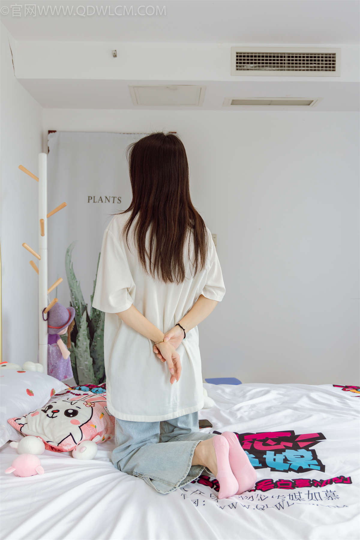 物恋传媒 NO.1150 然然-校园时光（盲盒2）-日更街拍