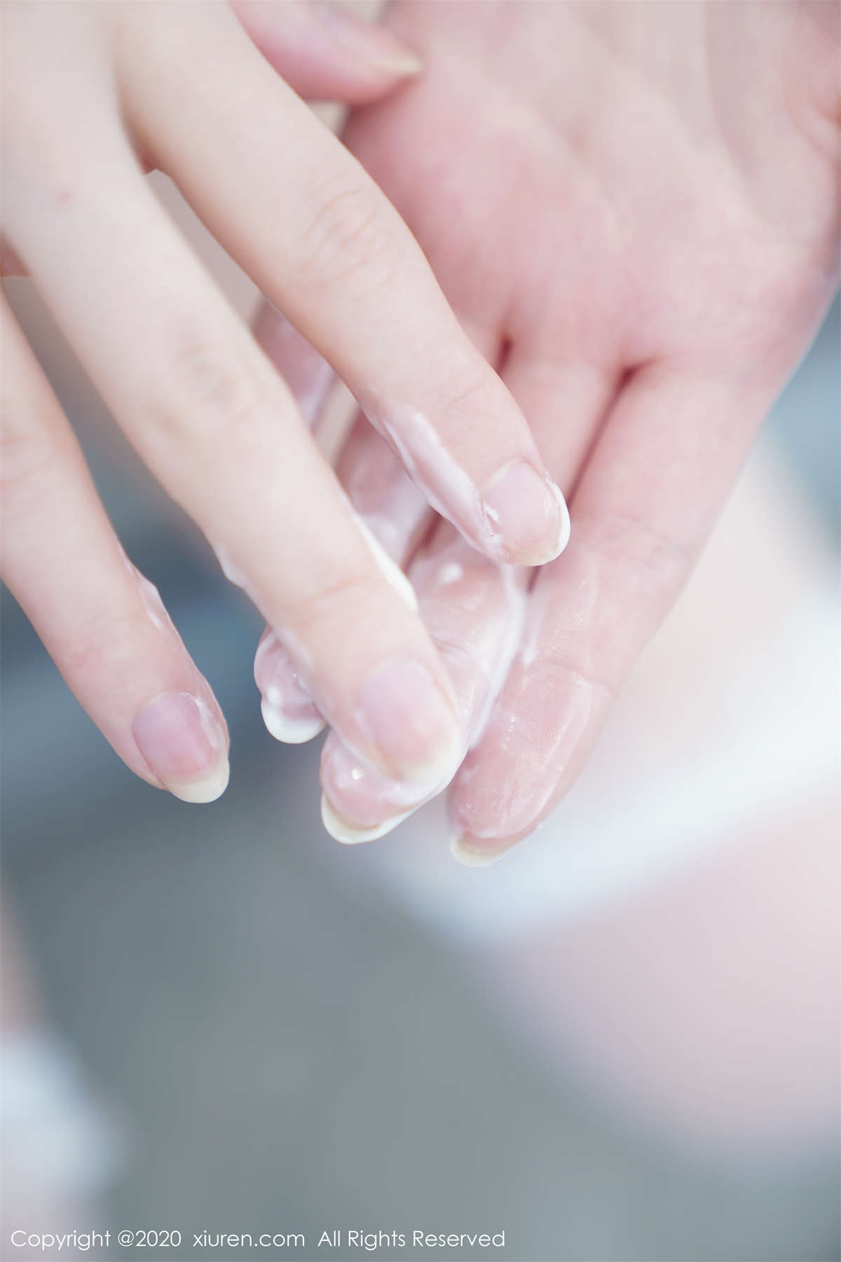 图片[2]-Xiuren秀人网 2020.03.31 NO.2115 UU酱-日更街拍